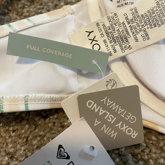 BNWT - Roxy Bikini Top - Picture 5 of 6